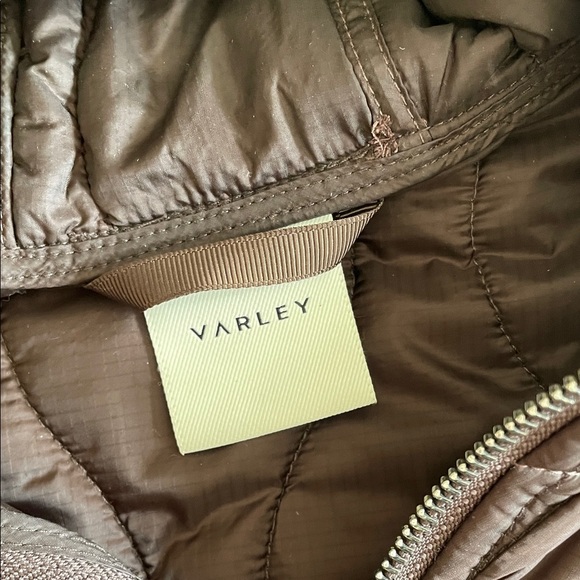 VARLEY Quilted Hooded Jacket - Picture 4 of 15